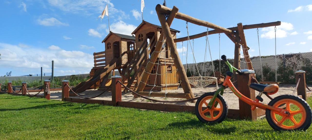 Corden Village Леба Екстер'єр фото
